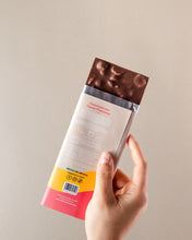 Cargar imagen en el visor de la galería, Barra de Chocolate 44% tipo leche con Avellana 80g - Kokolat