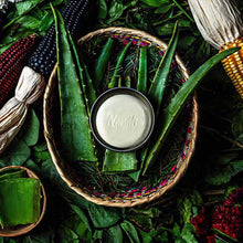 Cargar imagen en el visor de la galería, Protector solar sólido 80g -NANAH